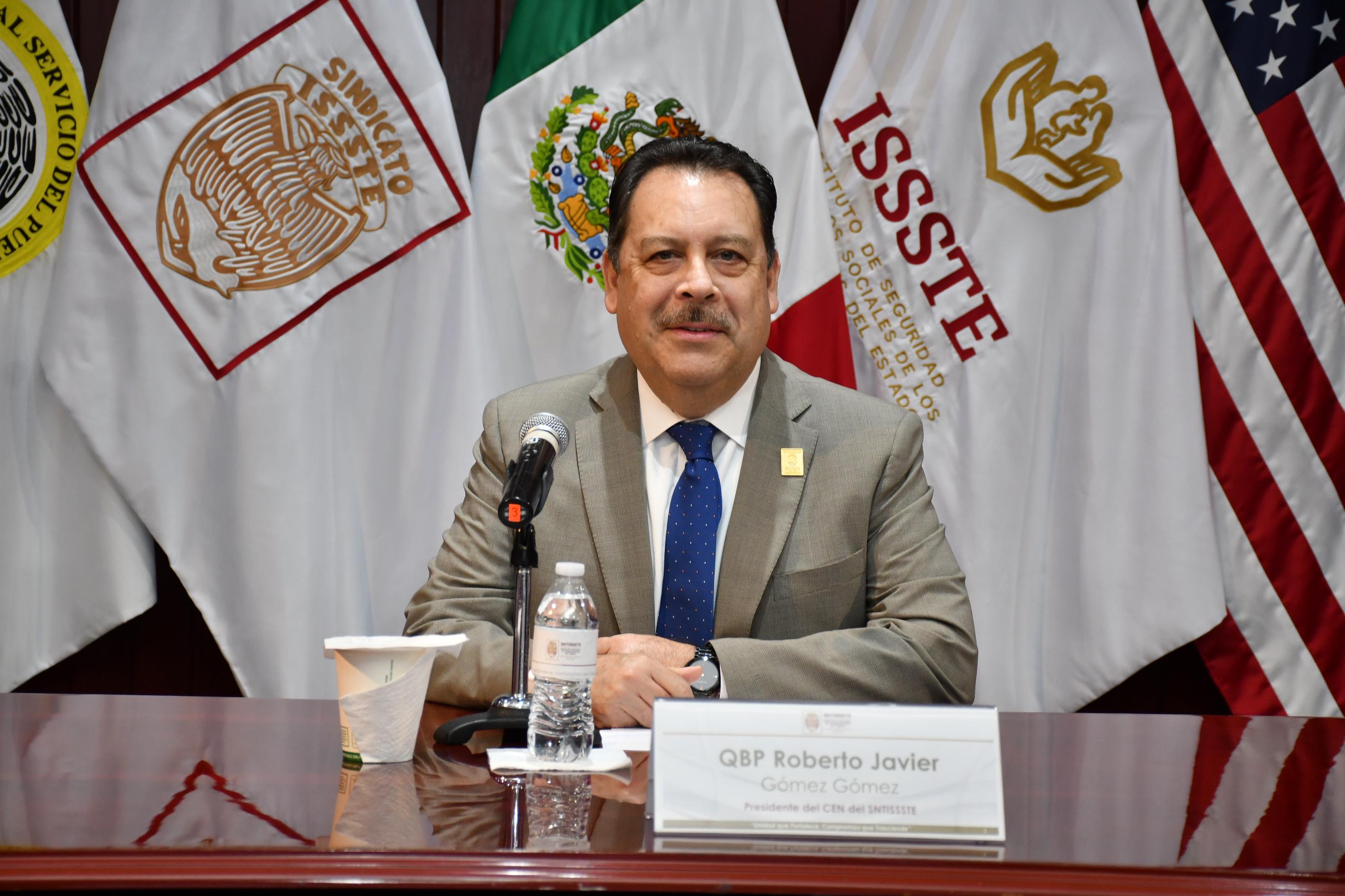  Salutación de la Sección XLI, Hospital Regional "1° de Octubre"
